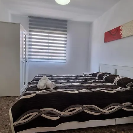 Amplio A 5 Minutos De La Playa Apartment